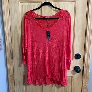 Cable & Gauge women’s red lace overlay top